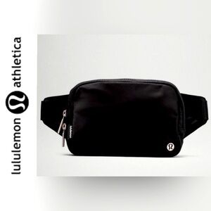 Lululemon Athletica Everywhere Belt Bag in Black